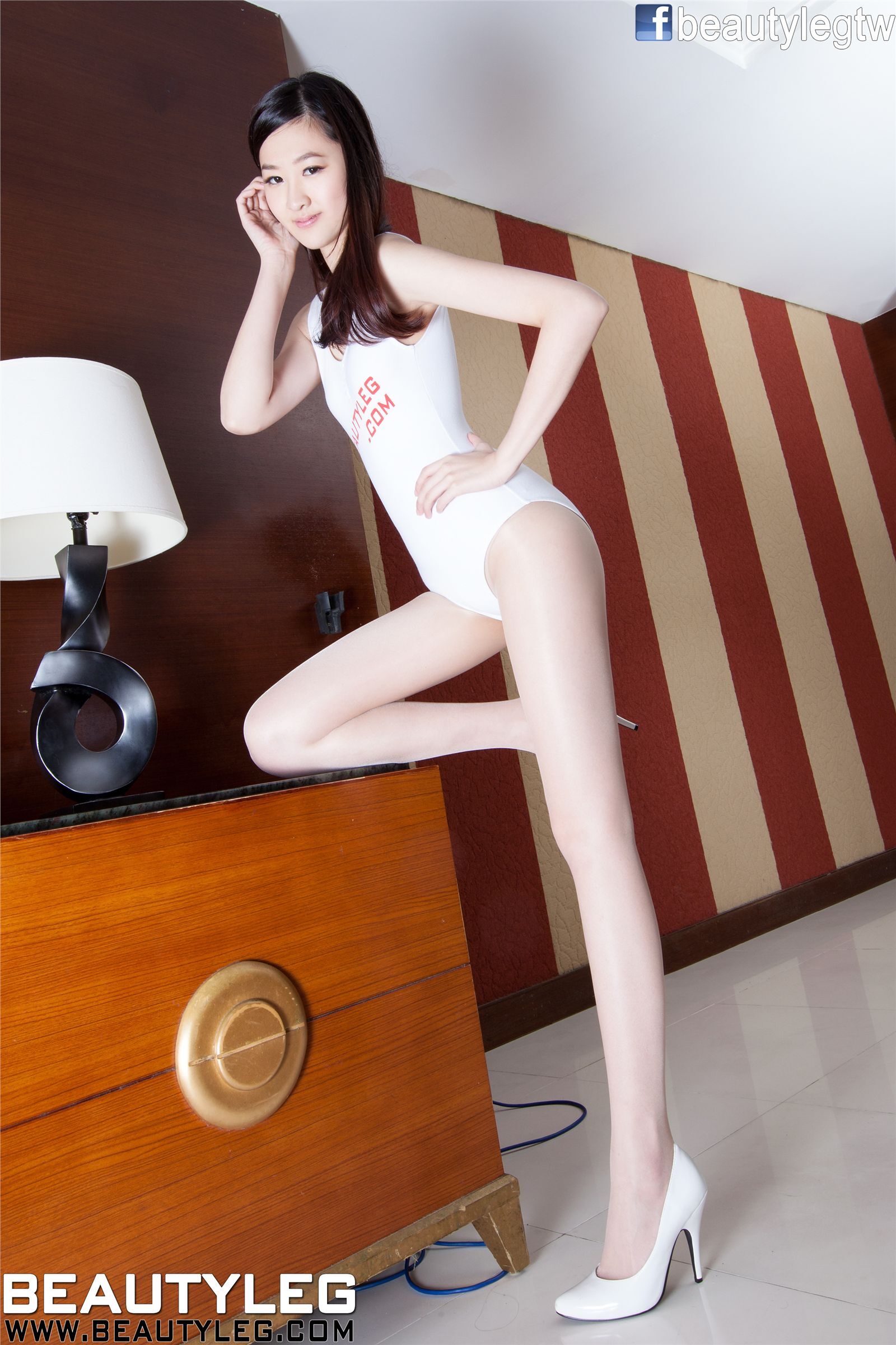 [Beautyleg] 2013.04.29 No.814 Lilian